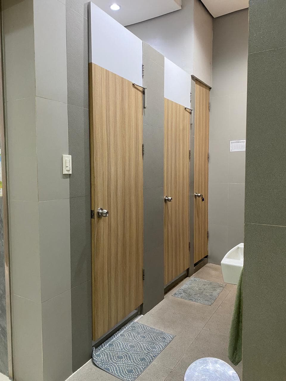 Regular Toilets