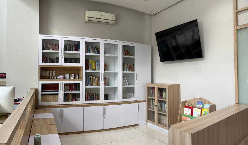 Library & Resource Center